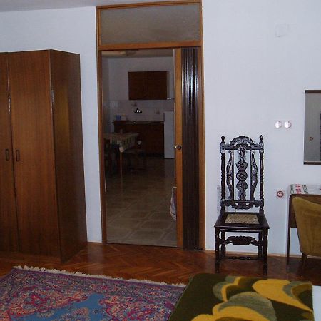 Apartman Za 3 Osobe Appartement Medulin Buitenkant foto